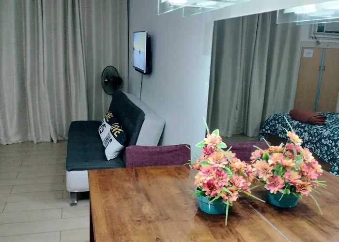 Aparthotel Near Airport-rqui *