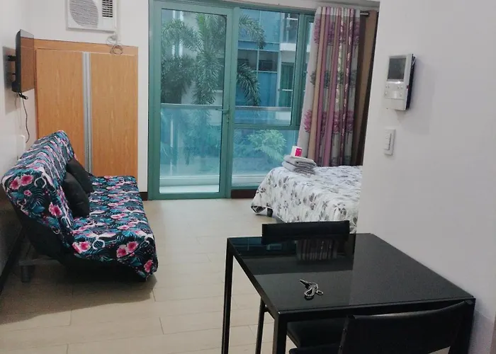 Near Airport-rqui Aparthotel